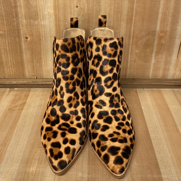 NEW Sole Society Leopard Ankle Boots - Picture 2 of 14